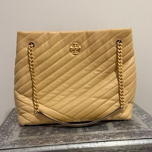 Tory Birch Kira Excellent Condition